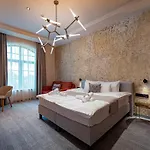 酒店 Bordur Wellness Superior Es Szonyegmuzeum