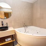 Hotel Bordur Wellness Superior Es Szonyegmuzeum 4*