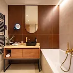 酒店 Bordur Wellness Superior Es Szonyegmuzeum 4*