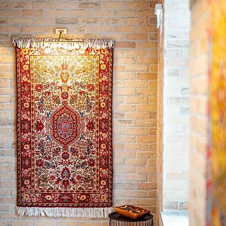 Bordur Wellness Superior Es Szonyegmuzeum Hotel
