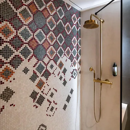 Bordur Wellness Superior Es Szonyegmuzeum 4*