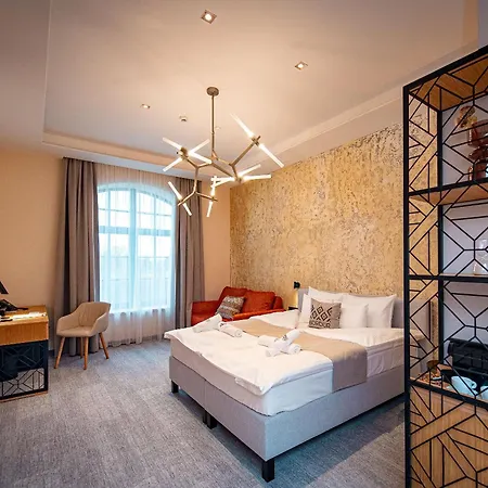 Bordur Wellness Superior Es Szonyegmuzeum Hotel Békésszentandrás