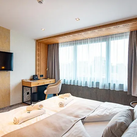 Bordur Wellness Superior Es Szonyegmuzeum Otel Békésszentandrás