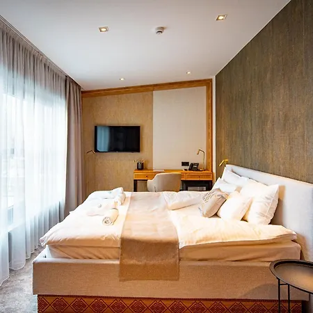 Otel Bordur Wellness Superior Es Szonyegmuzeum Békésszentandrás