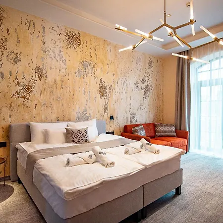 Bordur Wellness Superior Es Szonyegmuzeum Hotel