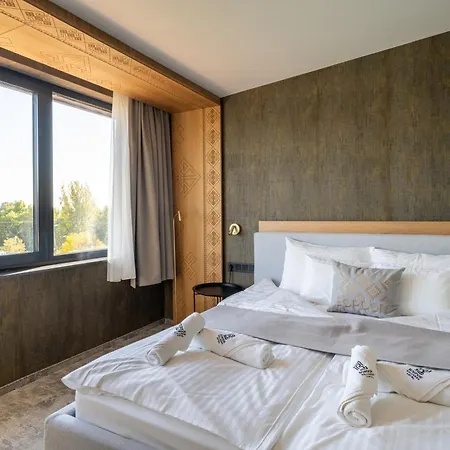 Bordur Wellness Superior Es Szonyegmuzeum Otel