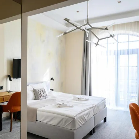 Hotel Bordur Wellness Superior Es Szonyegmuzeum 4*